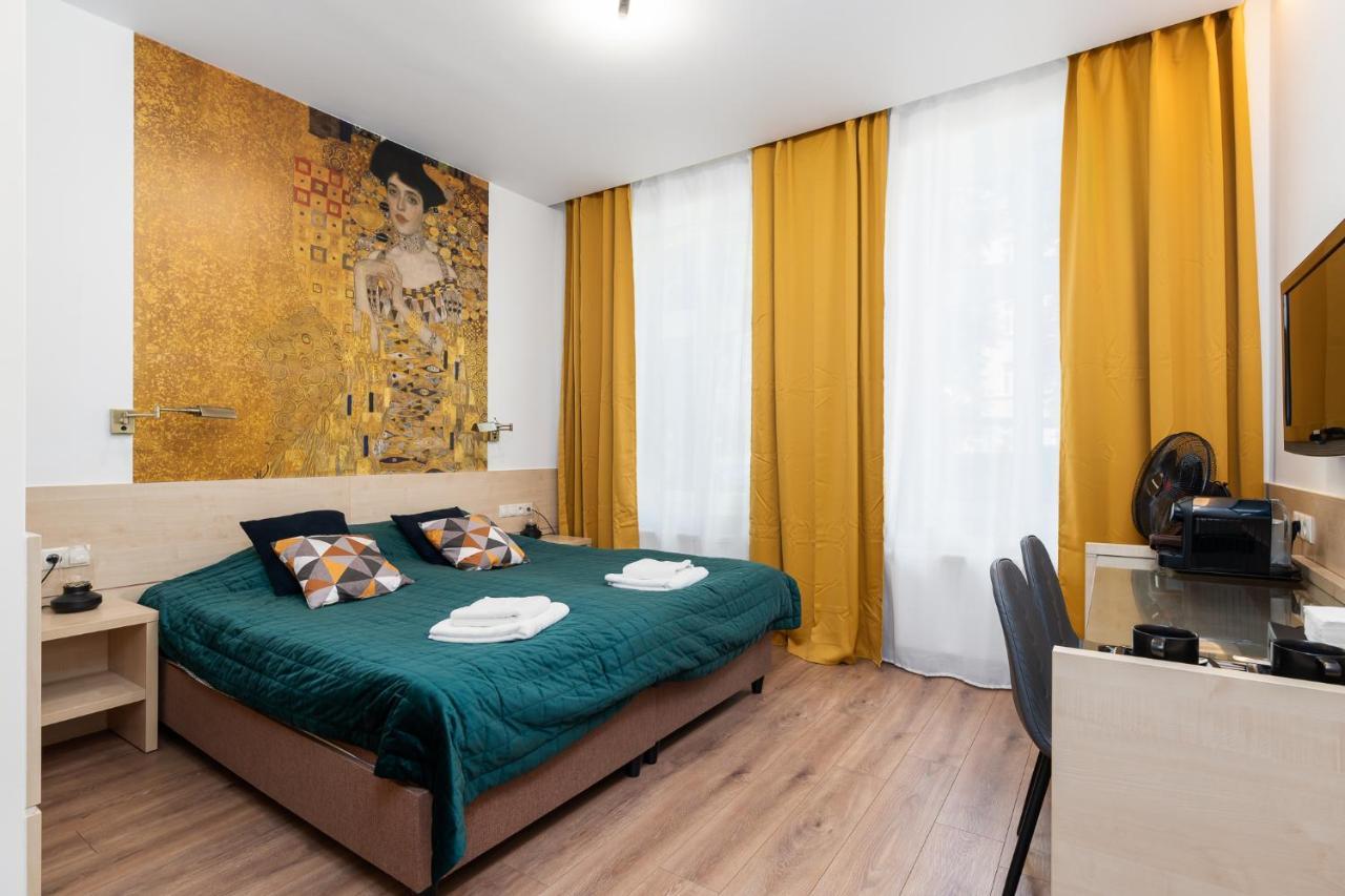 Matejki-Zloty Apartment Poznan Bagian luar foto