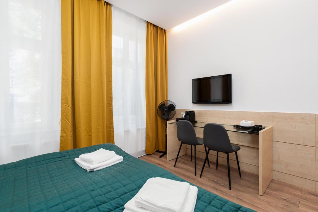 Matejki-Zloty Apartment Poznan Bagian luar foto